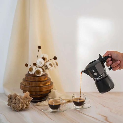 Кафеварка Brikka Exclusive Bialetti 2 чаши, черна | Кафеварки | Кафемашини |