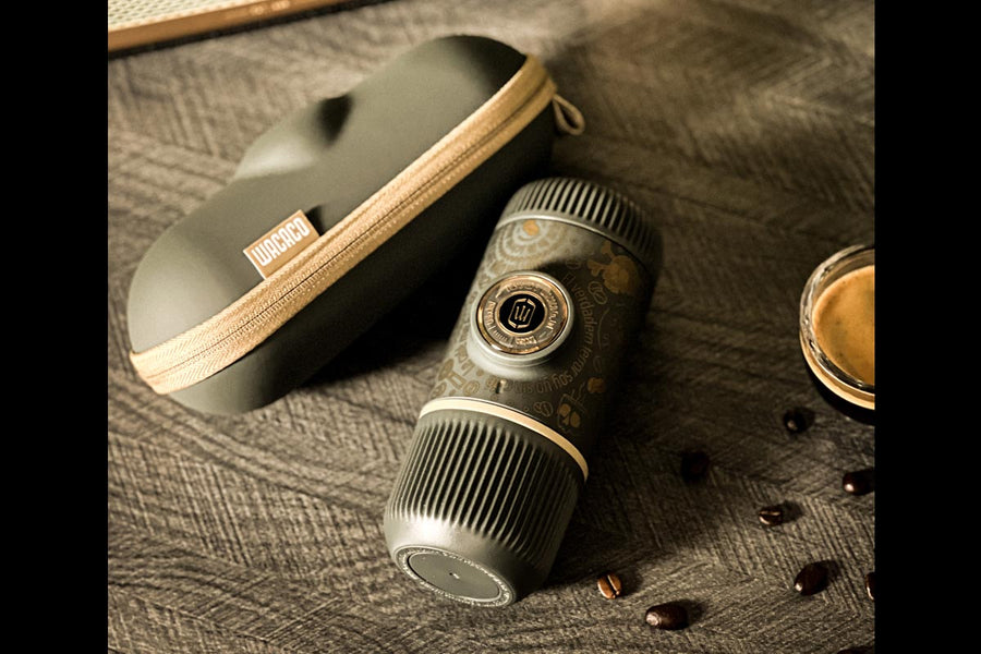 Wacaco® Nanopresso  DARK SOULS GREY+ калъф – Преносима портативна машина за еспресо