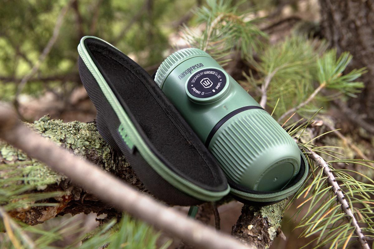 Wacaco® Nanopresso Moss Green + калъф – Преносима портативна машина за еспресо
