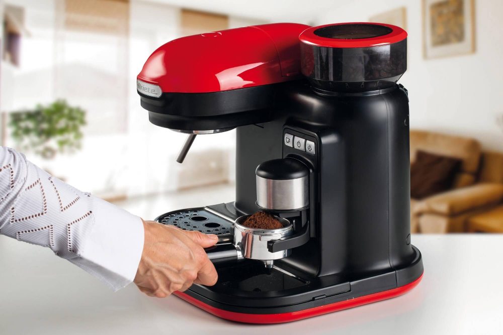 КАФЕМАШИНА ARIETE ESPRESSO MODERNA ROSSO